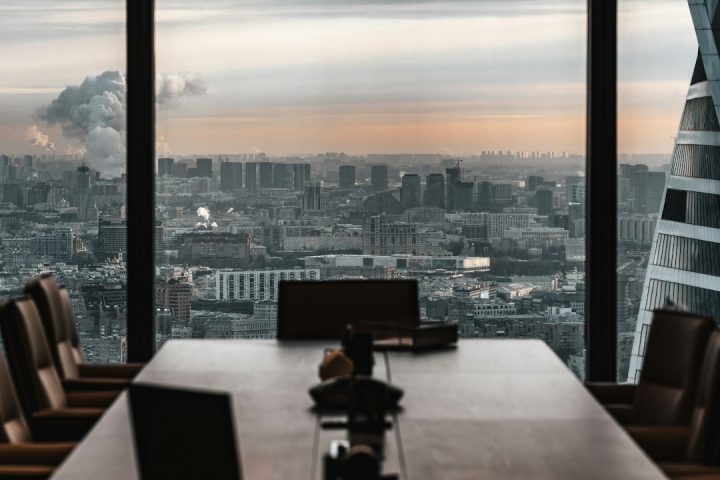 Corporate and commercial legal advisory in the UAE